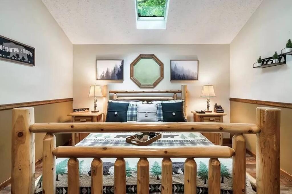 Beary Peaceful Smokies Retreat: Hot-Tub & Pools Pigeon Forge Exterior foto