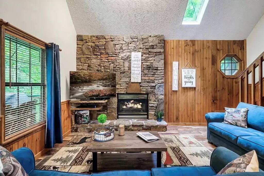 Beary Peaceful Smokies Retreat: Hot-Tub & Pools Pigeon Forge Exterior foto
